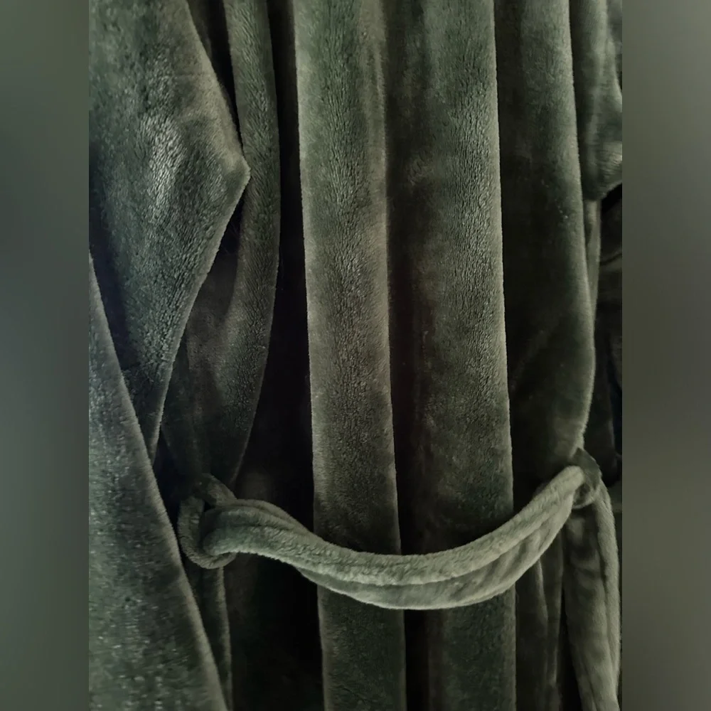 Bath Robe - Picture 5 of 5